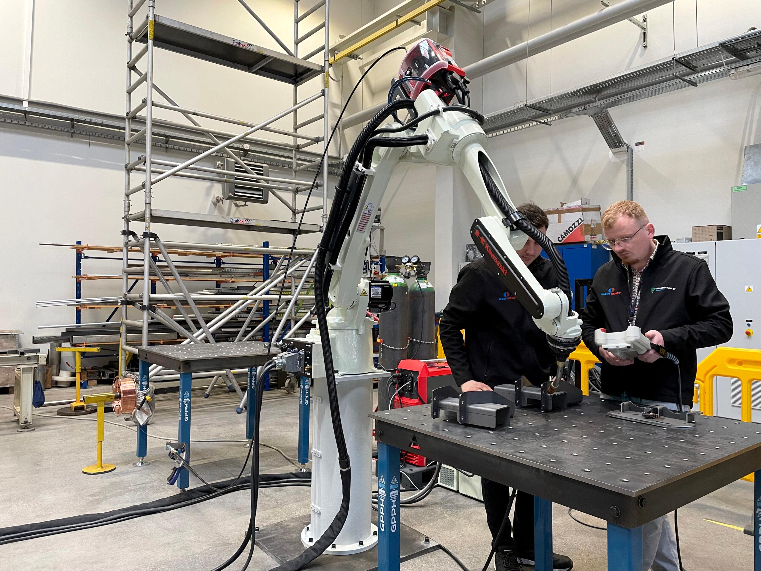 Zrobotyzowane stanowisko spawalnicze